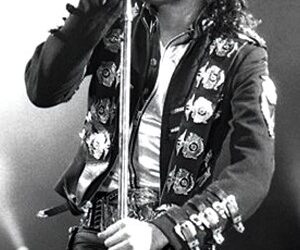 Beat It-Michael Jackson